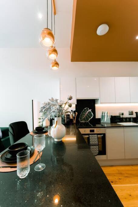 Vila Dusk House - B'Ham Jq Townhouse Birmingham Exteriér fotografie